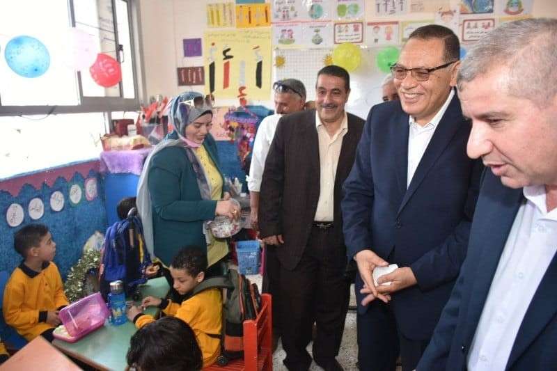خط أحمر