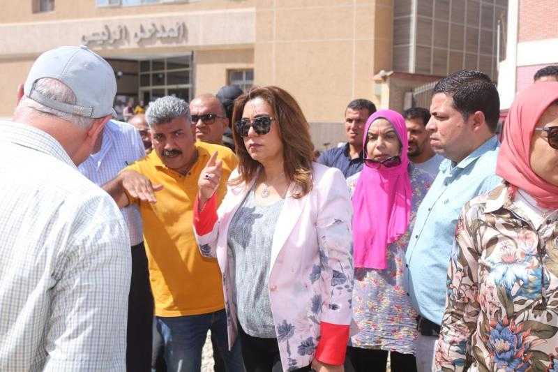 محافظ دمياط توجه بالكشف عن أسباب الهبوط الأرضي بشارع صلاح سالم