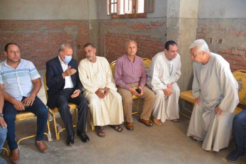 محافظ القليوبية يقدم واجب العزاء لأسرة الشهيد البطل النقيب محمد ياسر يوسف بمركز طوخ