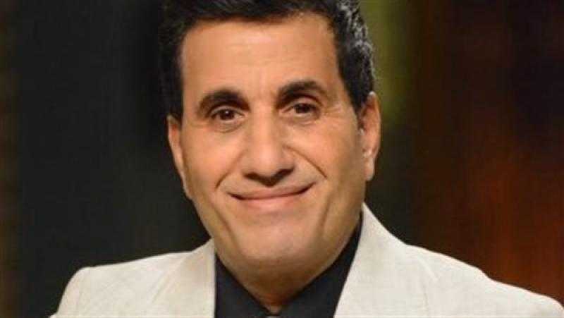 كنت بنام على الرصيف.. رد فعل أحمد شيبة بعد طلب معجب التصوير معه