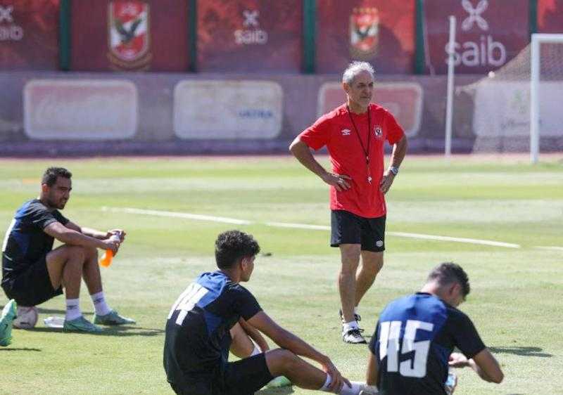 الأهلي يصطحب طباخا مع بعثة الفريق إلى تونس