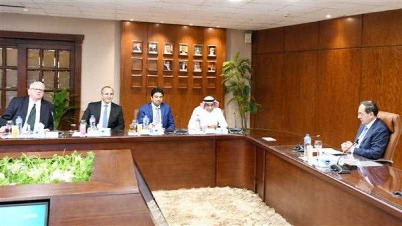 وزير البترول يبحث مع شركة سعودية تصنيع كابلات المضخات الكهربائية الغاطسة محلياً
