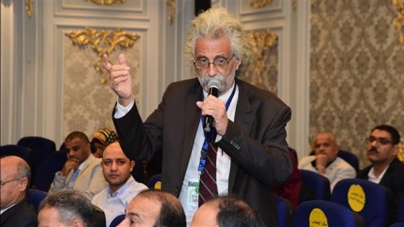 نقيب الأطباء يشدد على أهمية صدور قانون المسئولية الطبية في أسرع وقت