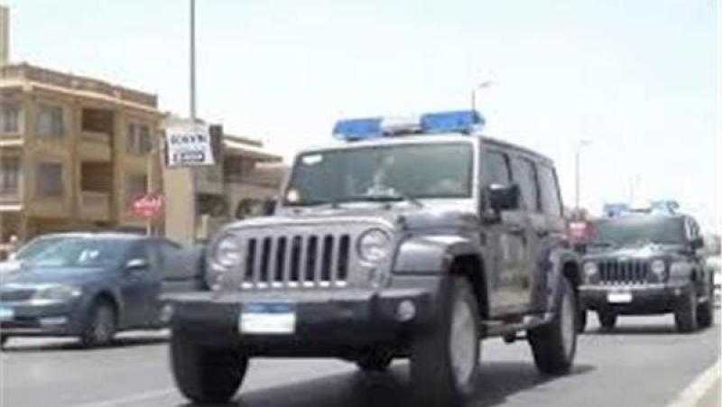 ضبط المتهمين باستدراج شخص وإكراهه على توقيع إيصالي أمانة في حلوان