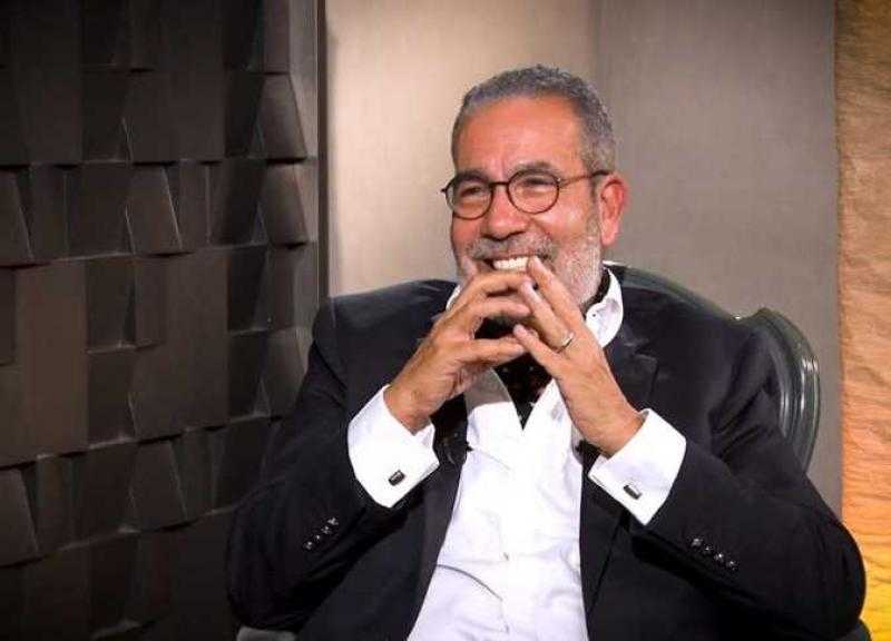 مدحت العدل يكشف كواليس أوبريت لمتنا.. «الرئيس عمل اللي نفسنا نعمله».. فيديو