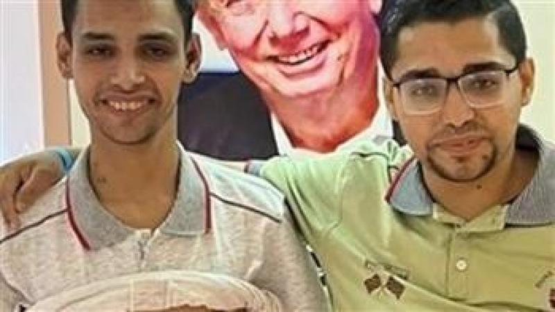 محمد العيسوي تفاصيل تبرعه لشقيقه بنصف كبده