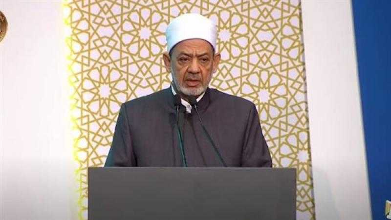 شيخ الأزهر: استعادة مجد المسلمين مرهون بمدى التزامهم بخطى نبينا محمد
