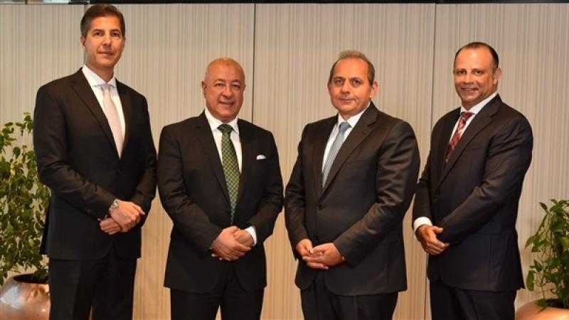 البنك الأهلي المصري الأول في السوق المصرفية المصرية كوكيل للتمويل ومرتب رئيسي ومسوق للقروض المشتركة بشهادة بلومبرج