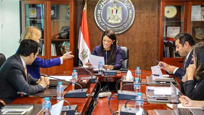 وزيرة التعاون الدولي تلتقي السفير النرويجي ومسئولي «سكاتك» لبحث التعاون الثنائي