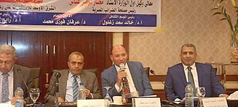رئيس مصلحة الضرائب: التواصل مع أطياف المجتمع المختلفة والاستماع إلى مشكلاتهم وحلها
