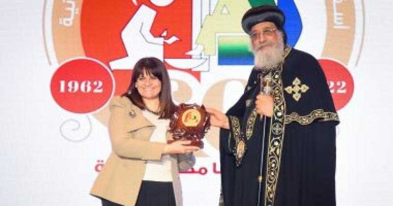 اجتماعات واتفاقيات لصالح الجاليات المصرية بالخارج.. حصاد وزارة الهجرة في أسبوع