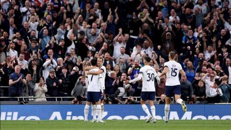 توتنهام ضيفا على برايتون في مواجهة مرتقبة بالدوري الإنجليزي