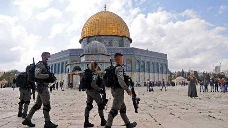 قوات الاحتلال الإسرائيلية تبعد رئيس مفوضية كشافة القدس عن المسجد الأقصى