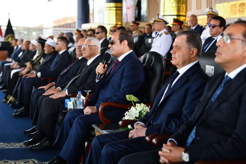 مشاركة الرئيس السيسي في حفل تخرج دفعة جديدة من طلاب كلية الشرطة.. ألبوم صور