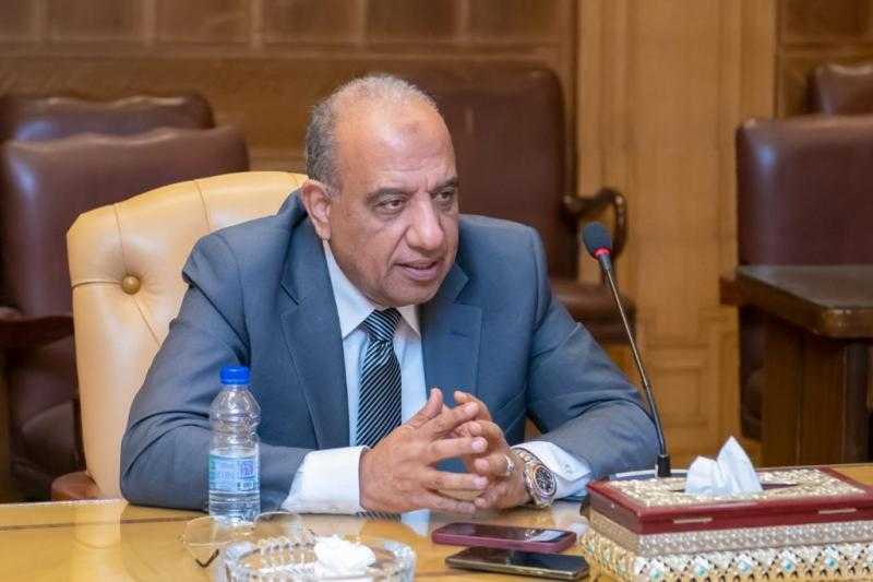 وزير قطاع الأعمال: حريصون على التكامل وتعظيم العائد من الموارد الوطنية