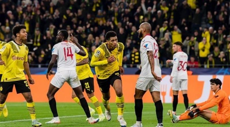 لقاء بروسيا دورتموند وإشبيلية