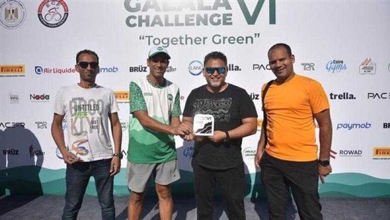 500 متسابق يشاركون فى تحدي الجلالة للدراجات الهوائية