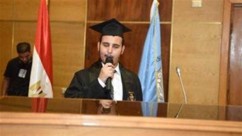 تفاصيل تعيين معيد من ذوي الهمم لأول مرة بجامعة سوهاج