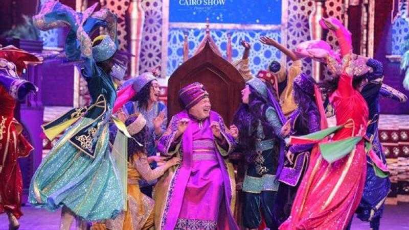 الفخراني يبدأ الموسم الجديد لمسرحيته الكوميدية الغنائية « ياما في الجراب ياحاوي»