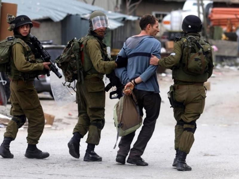 تقرير: إسرائيل اعتقلت 5300 فلسطيني منذ بداية العام الجاري