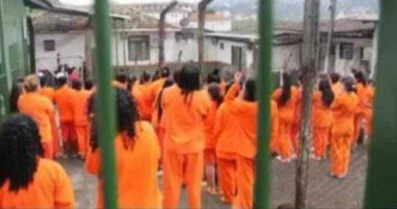 تقرير لشرطة الإكوادور: سجون النساء فى بلادنا أصبحت هدفا للمافيا