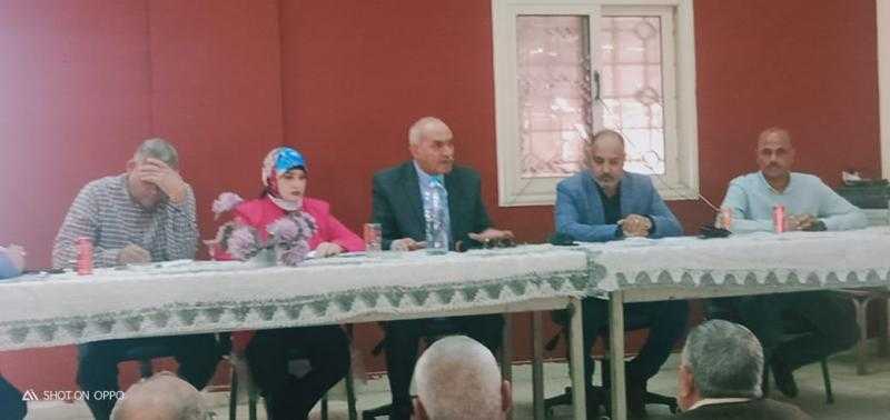 محافظ أسيوط يوجه بعقد جلسات التشاور المجتمعي بقرى المرحلة الثانية بمبادرة ”حياة كريمة”