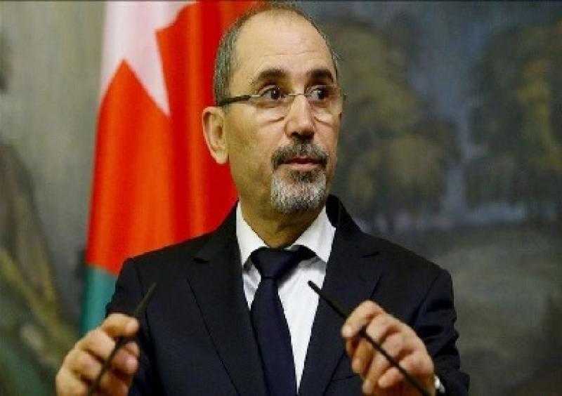 وزير الخارجية الأردني والمبعوث الأممي لسوريا يبحثان حل الأزمة السورية سياسيا