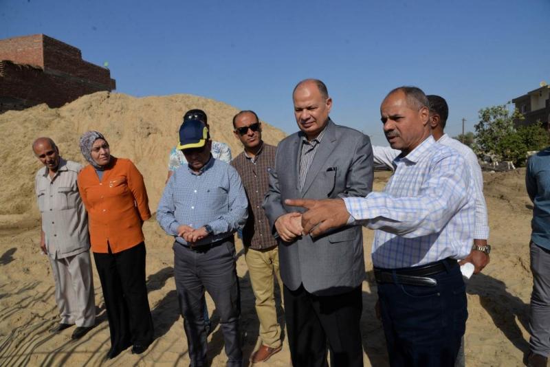 محافظ أسيوط يتفقد محطة رفع الصرف الصحي الرئيسية بقرية المعصرة بمركز الفتح