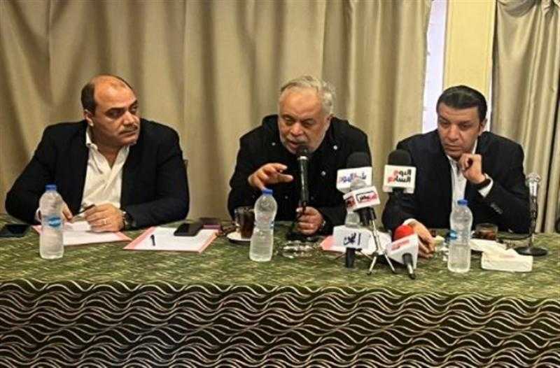 مصطفى كامل ينشر تسجيلا مسربا يدين محامي النقابة الموقوف: انتهى عصر الفساد