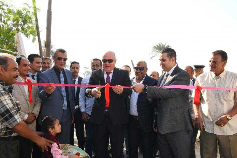 محافظ قنا يفتتح مدرسة نجع مكي للتعليم الأساسي بالمراشدة | صور