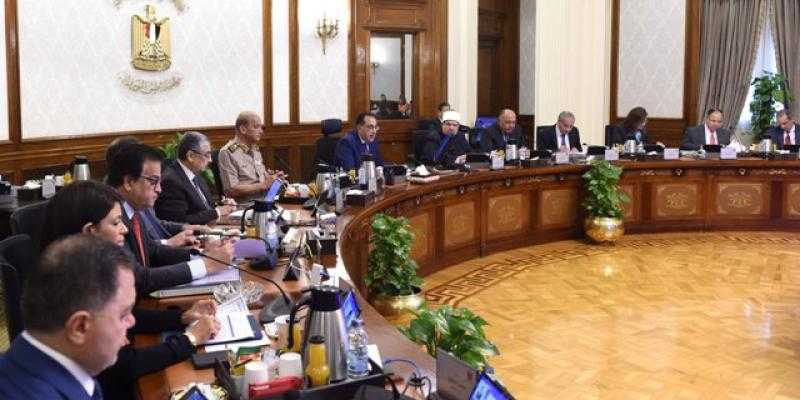 تخصيص قطعتي أرض لإقامة محطة مفاتيح بجهد 500 ك.ف بأسوان ولوحة لتوزيع الكهرباء بأسيوط