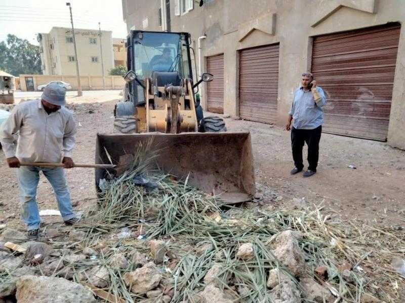 حملات نظافة مكثفة لإزالة الإشغالات ورصف طرق بمراكز كفرالشيخ | صور
