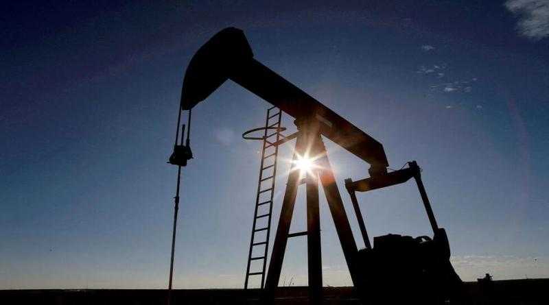 العقود الآجلة للنفط الأمريكى تنخفض بنسبة 0.55%