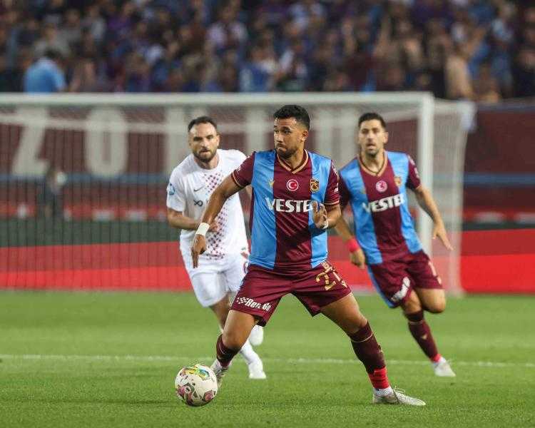 تريزيجيه يقود هجوم طرابزون أمام سيفاس سبور