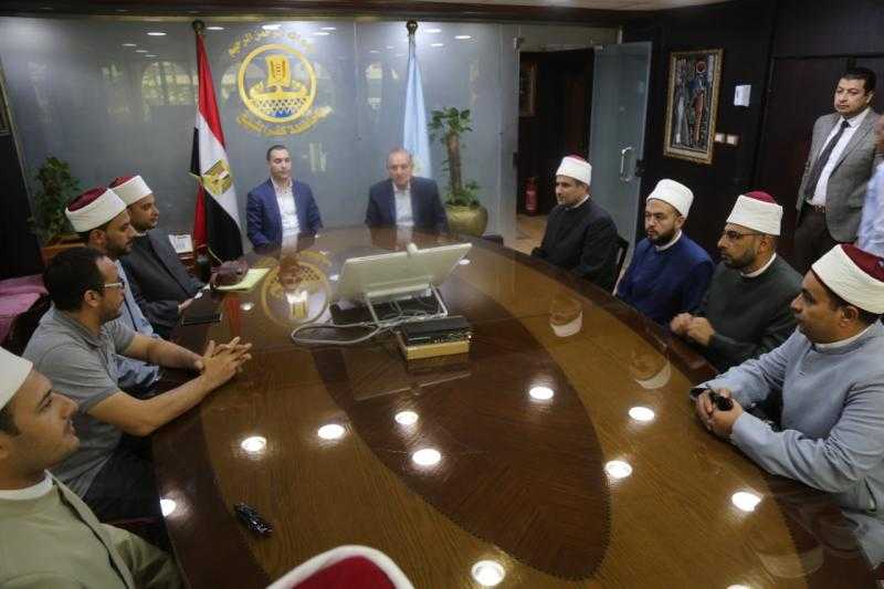 محافظ كفر الشيخ يستقبل وفد الأزهر ويوجه بتيسير عمل القوافل الدعوية
