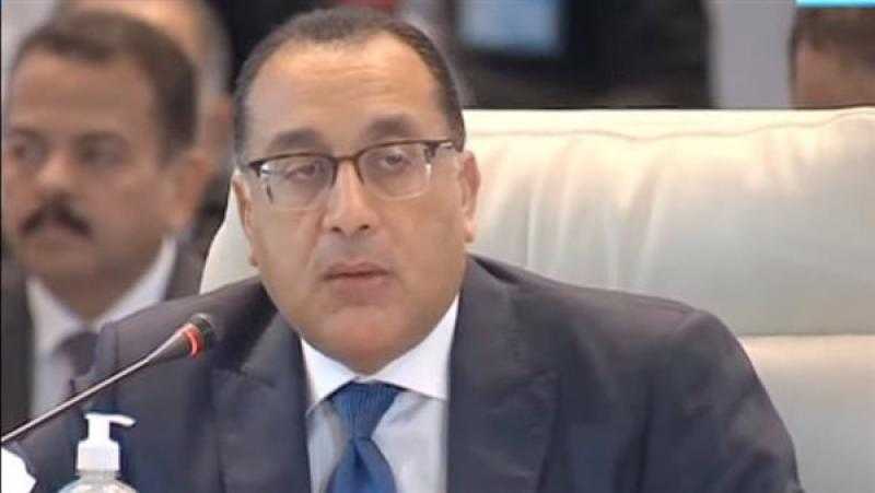 رئيس الوزراء يدعو لوضع استراتيجية لقطاع الصناعة خلال المؤتمر الاقتصادى