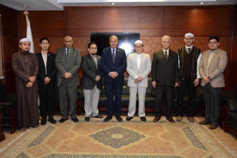 «خريجي الأزهر» بتايلاند تبحث سبل التعاون مع المقر الرئيس والوقوف على أهم الأنشطة والمستجدات بالفرع