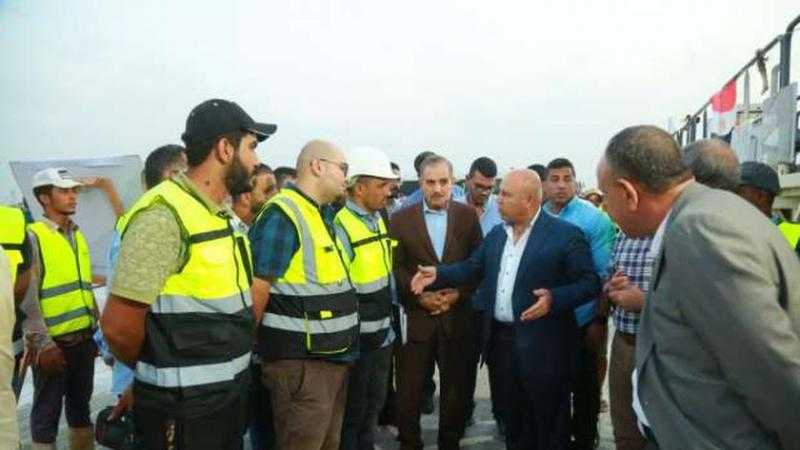 وزير النقل ومحافظ كفر الشيخ يناقشان رفع كفاءة شبكة الطرق