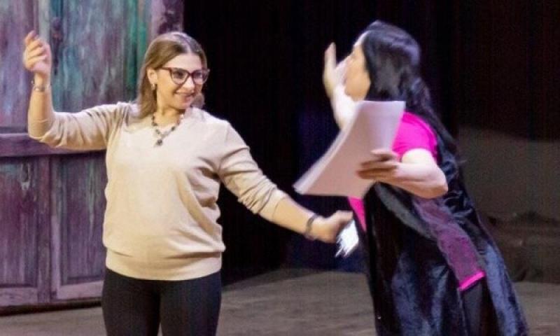 منة جلال شخصية شريرة في مسرحية «شفيقة المصرية»