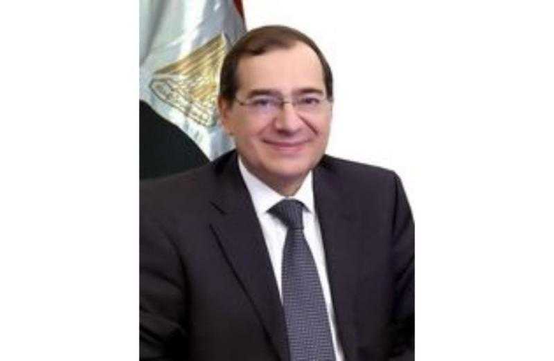 مصر توقع خطاب نوايا مع شركات عالمية بينها شل للتعاون في مشروع تموين السفن بالغاز المسال