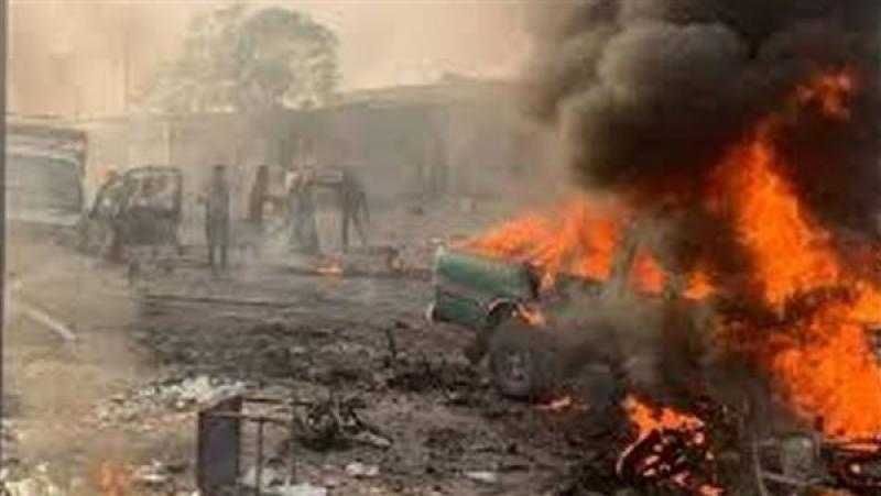 انفجار سيارتين مفخختين يودي بحياة 100 شخص ويصيب 300 في الصومال