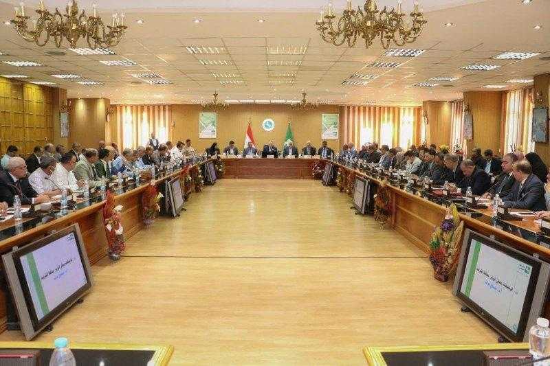 تنفيذي الشرقية يُناقش الخطة الاستثمارية ويُشدد على إزالة الإعلانات المخالفة