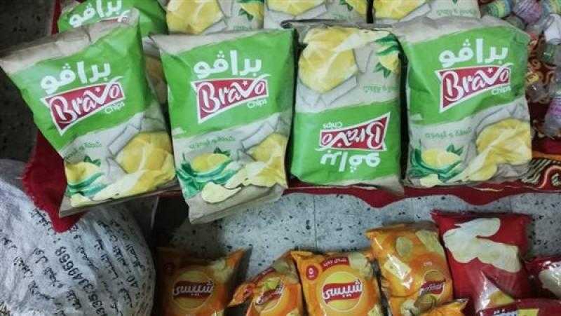 تموين الغربية يضبط مكرونة مجهولة المصدر بكفر الزيات