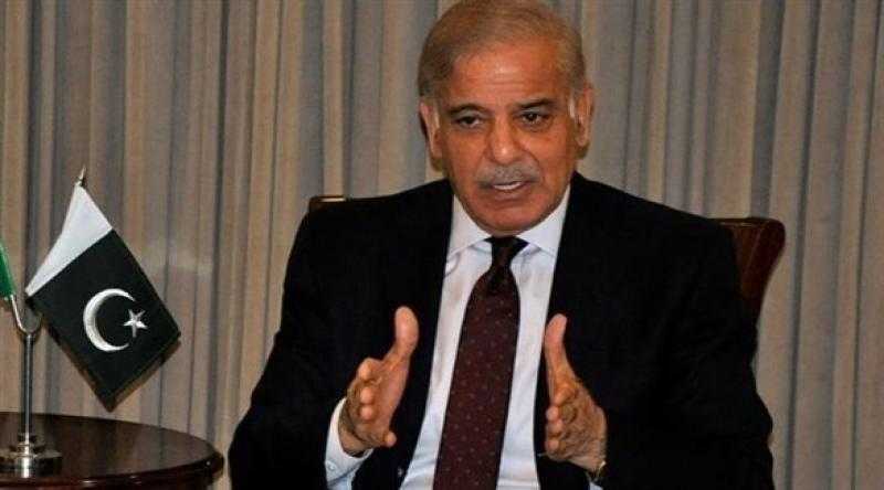 رئيس الوزراء الباكستاني يدين محاولة اغتيال عمران خان