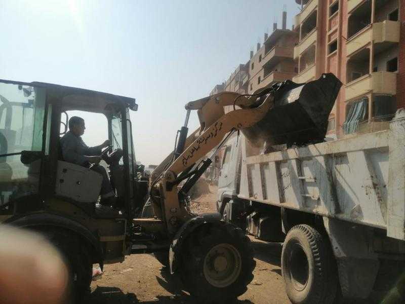 محافظ أسيوط: رفع 360 طن قمامة في 4 مراكز