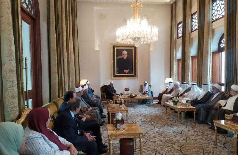 بدء اجتماع مجلس الشئون الإسلامية بالبحرين بحضور شيخ الأزهر |صور