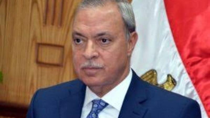 محافظ القليوبية يتفقد عددا من المشروعات ببنها وكفر شكر