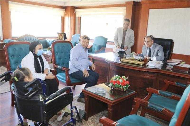 148 مواطنا يعرضون مطالبهم وشكواهم خلال اللقاء الجماهيري بسوهاج