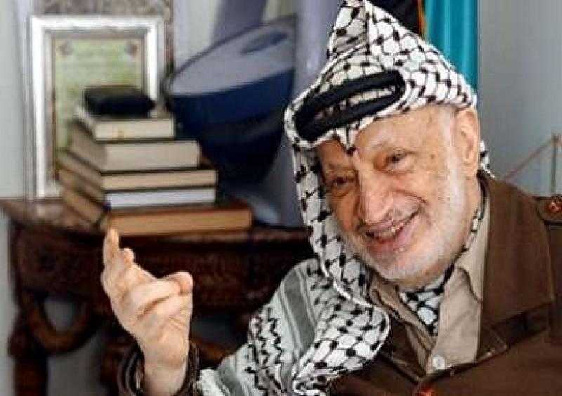 الفلسطينيون يحيون ذكرى استشهاد ياسر عرفات بالضفة الغربية وقطاع غزة