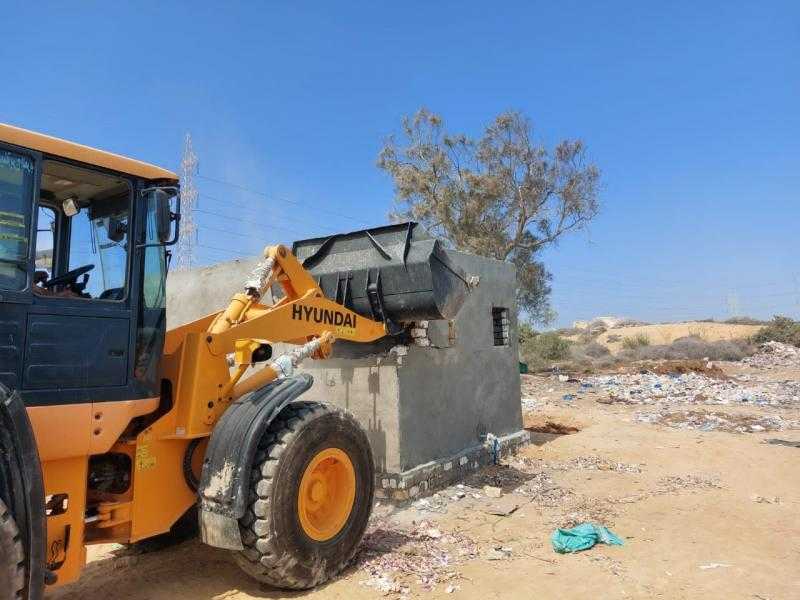 إزالة تعديات بطنطا ورفع مخلفات من بسيون وصيانة إنارة في المحلة